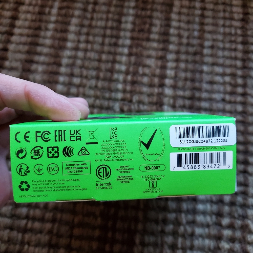 Belkin SOUNDFORM Play True Wireless Earbuds - Picture 3 of 7